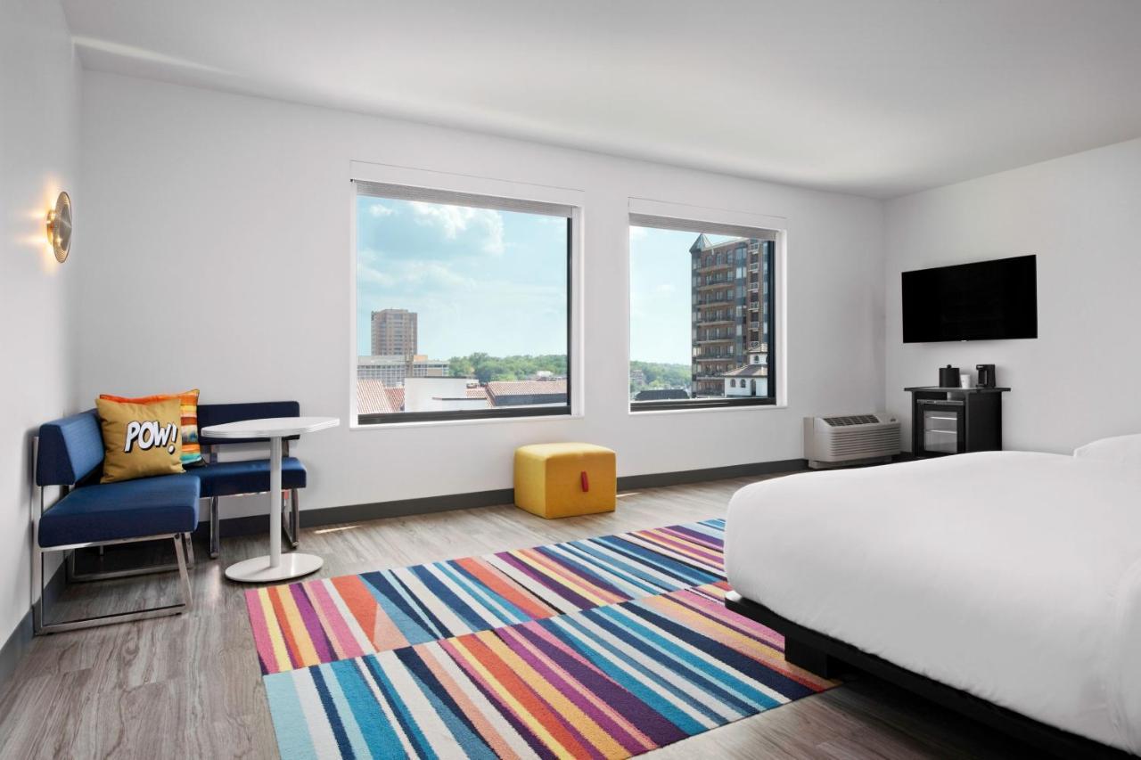 Aloft Kansas City Country Club Plaza Eksteriør bilde